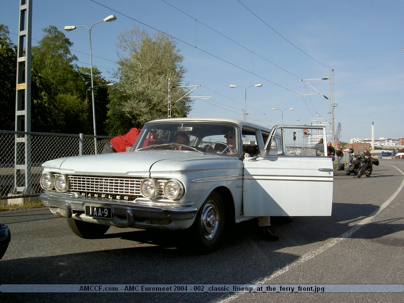 002_classic_lineup_at_the_ferry_front.jpg